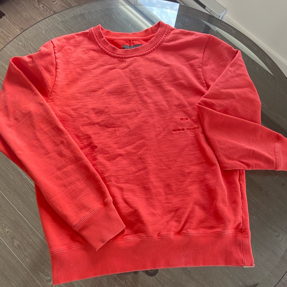 BRIGHT RED CREWNECK JUMPER